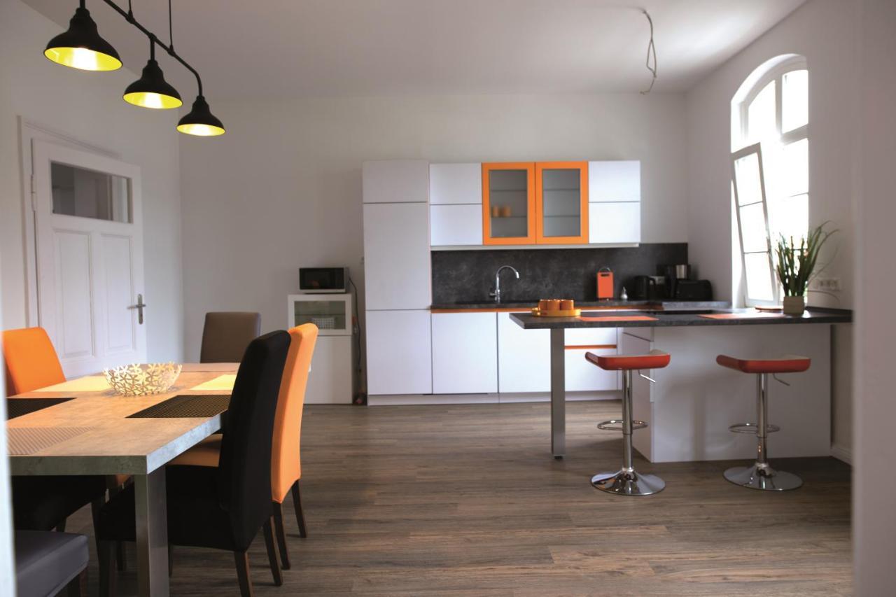 Ferienwohnung Im Bahnhof Luegde Esterno foto